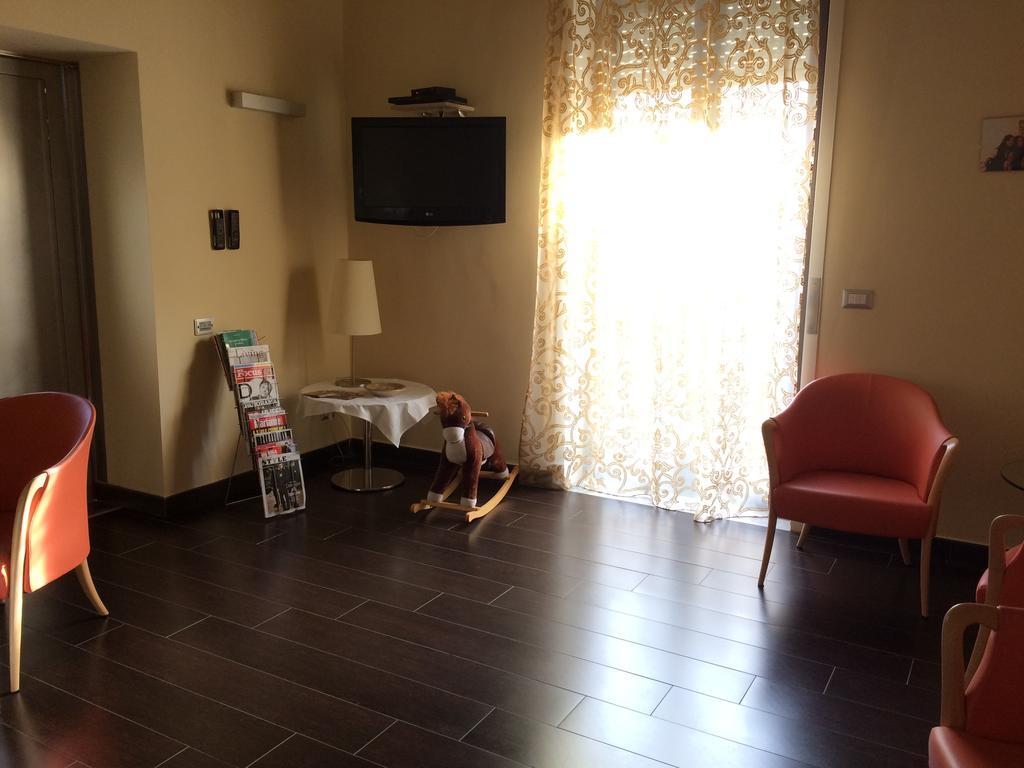 Hotel Residence Empedocle Messina Kültér fotó