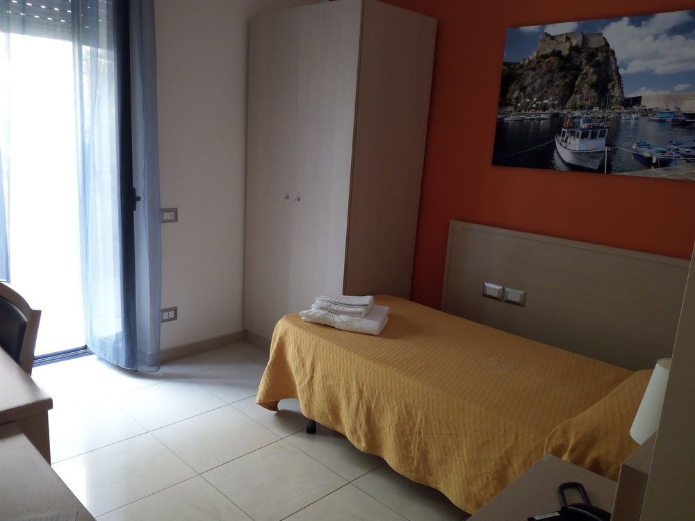 Hotel Residence Empedocle Messina Kültér fotó