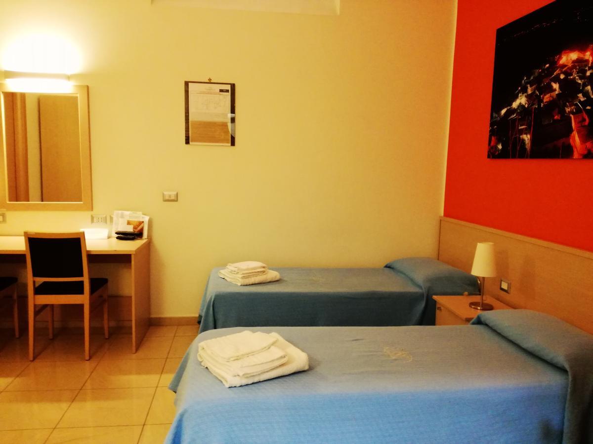 Hotel Residence Empedocle Messina Szoba fotó