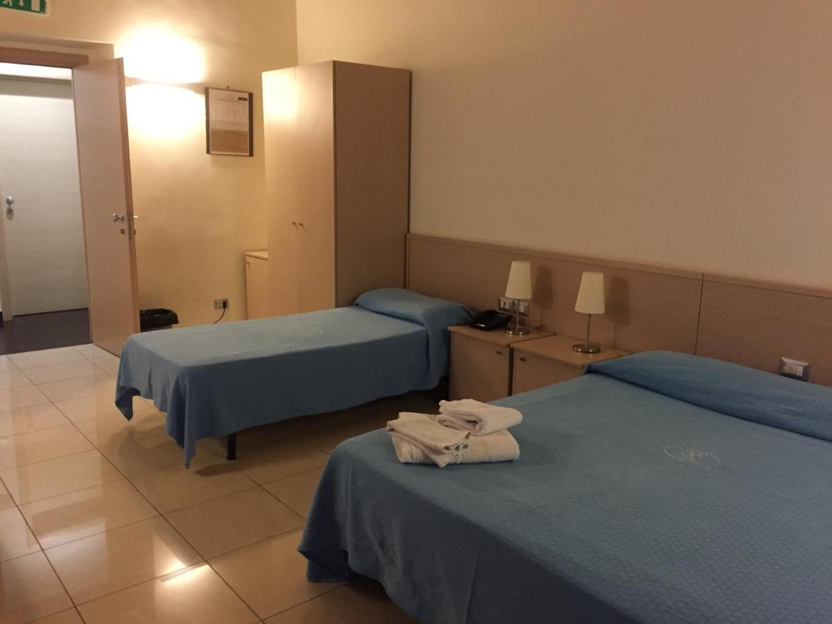 Hotel Residence Empedocle Messina Kültér fotó
