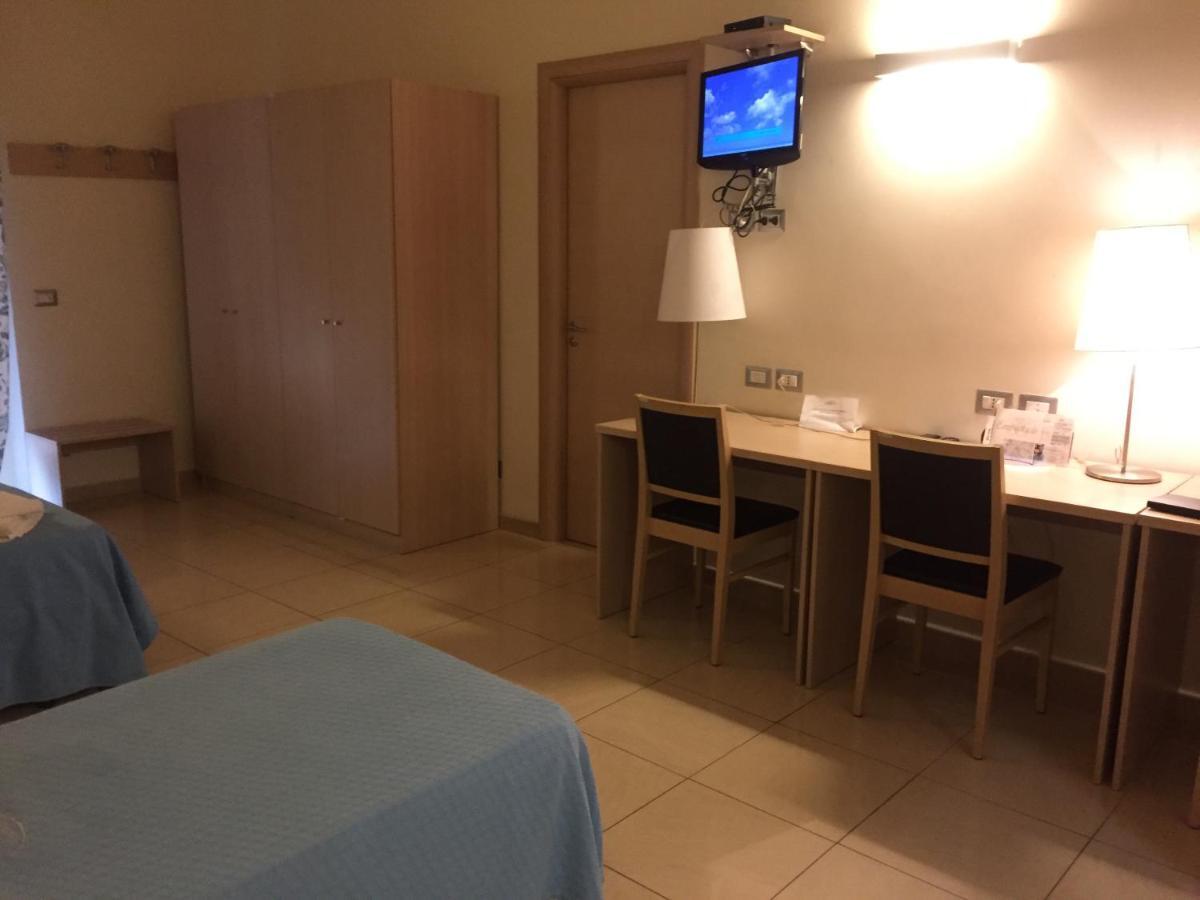 Hotel Residence Empedocle Messina Kültér fotó